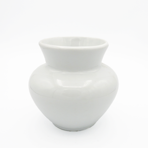 Hand Glazed Pure White Porcelain Brush Jar