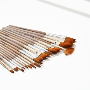 Comet - Golden Synthetic Short Handle Brush